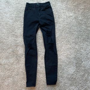 Distressed Skinny Jeans